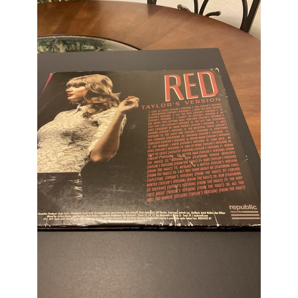 Bundle Taylor Swift Red (Taylor's Version) Limited Edition Red Vinyl + Fearless